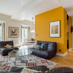 Quai-royale Apartamento