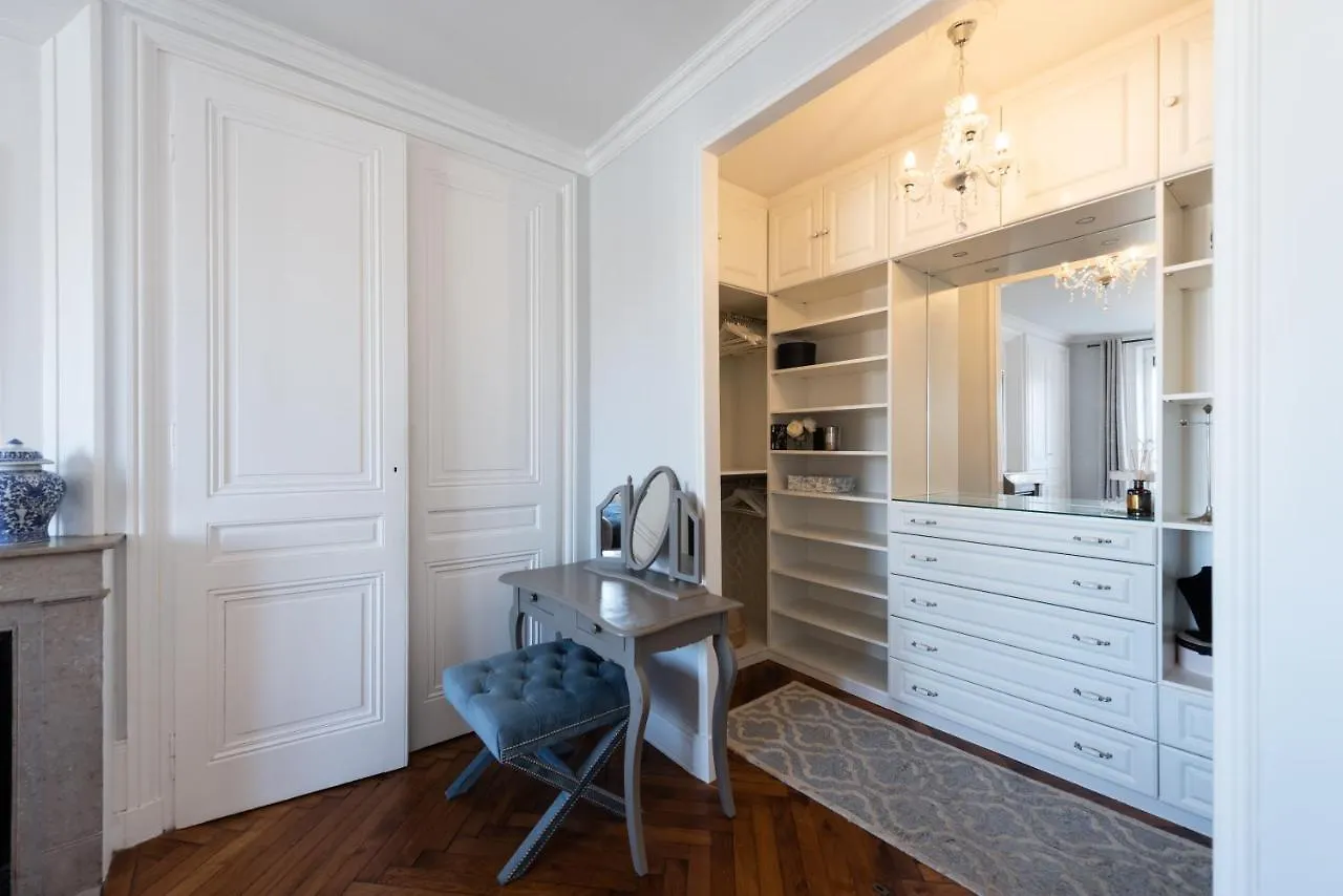 Le Dandy - Grand T3 Au Pied Du Metro Garibaldi Apartment Lyon